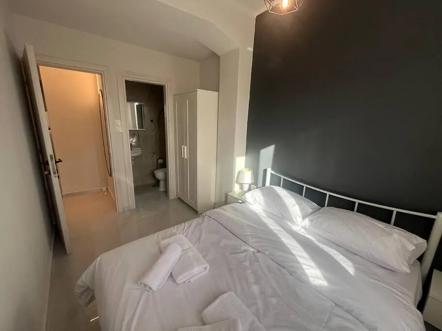 Ladadika Fine Living Apartment Thessaloniki Greece